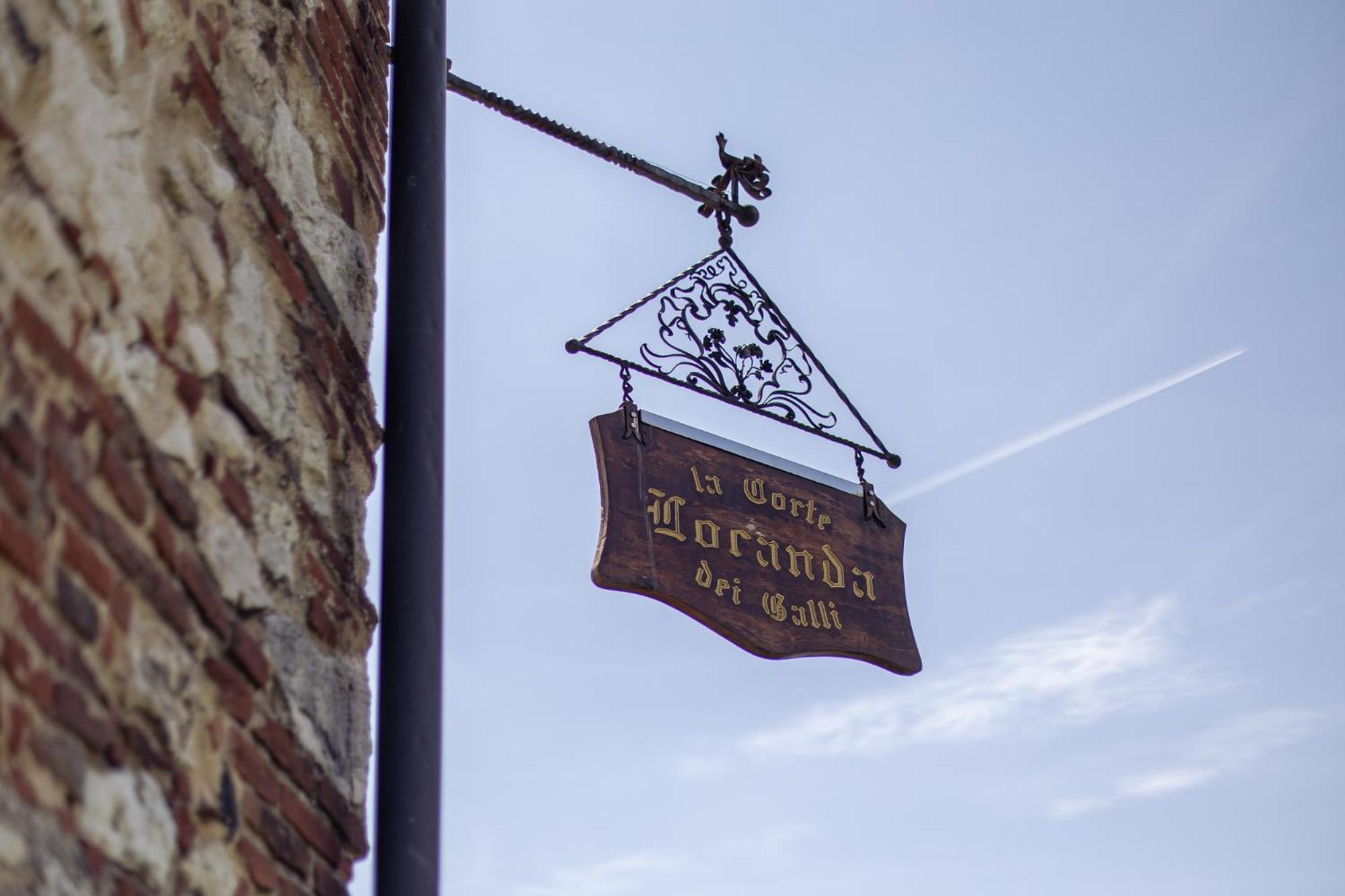 Locanda La Corte Dei Galli Carre Екстер'єр фото